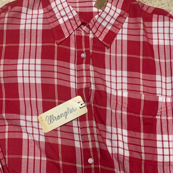 Wrangler button down - Picture 2 of 2